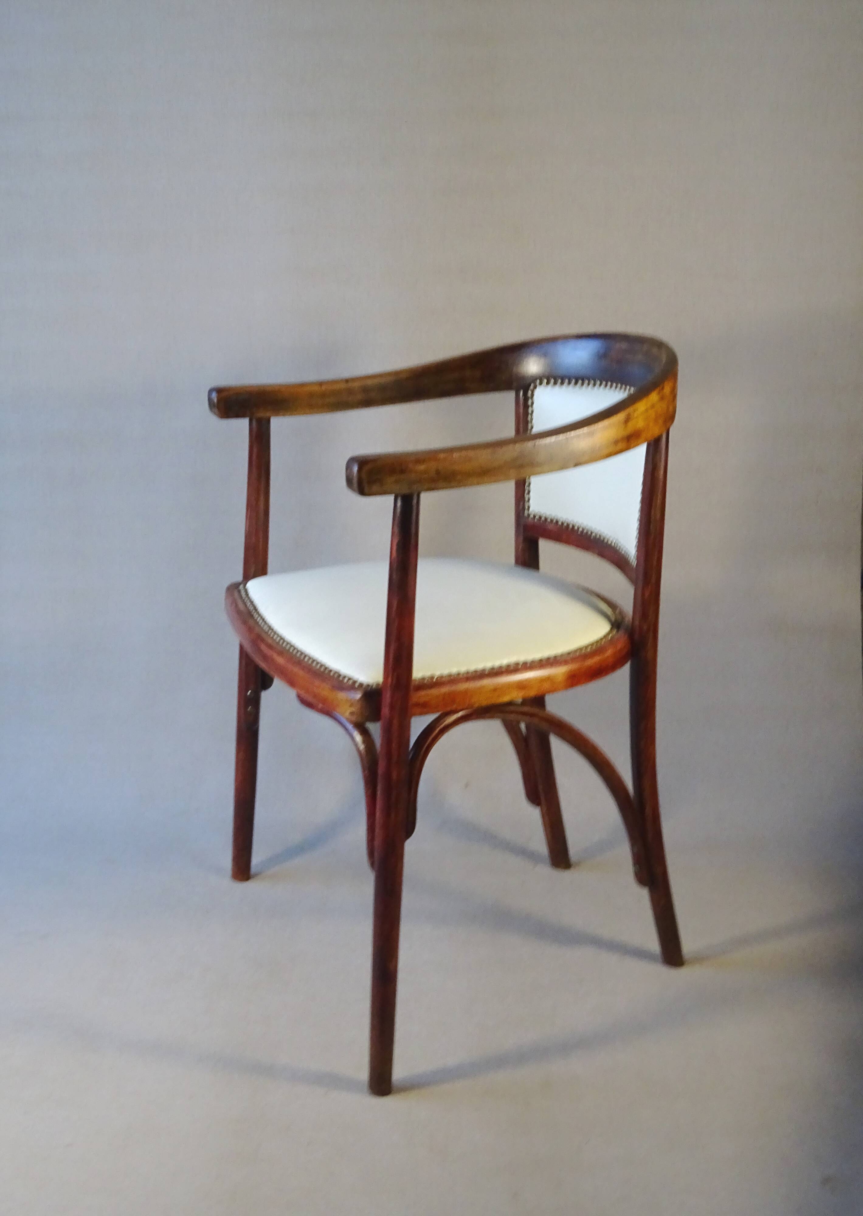Art Deco desk chair by Fischel in bentwood and leather, 1925