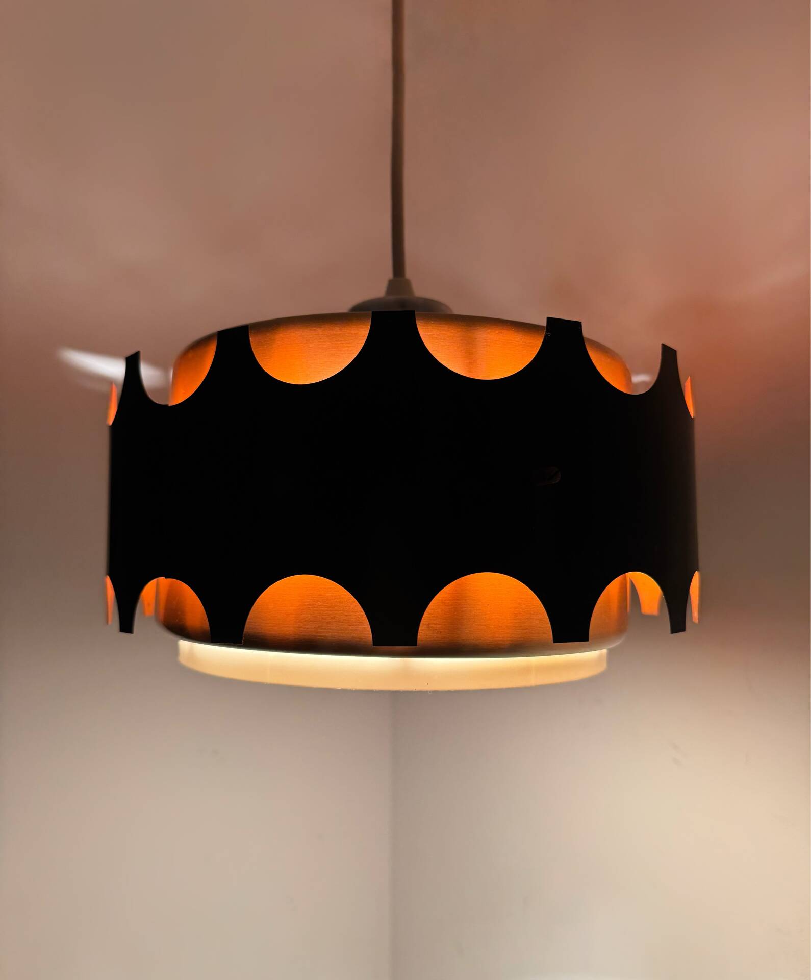 Suspension design 1960s black and copper