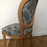 Louis XVI style armchair medallion