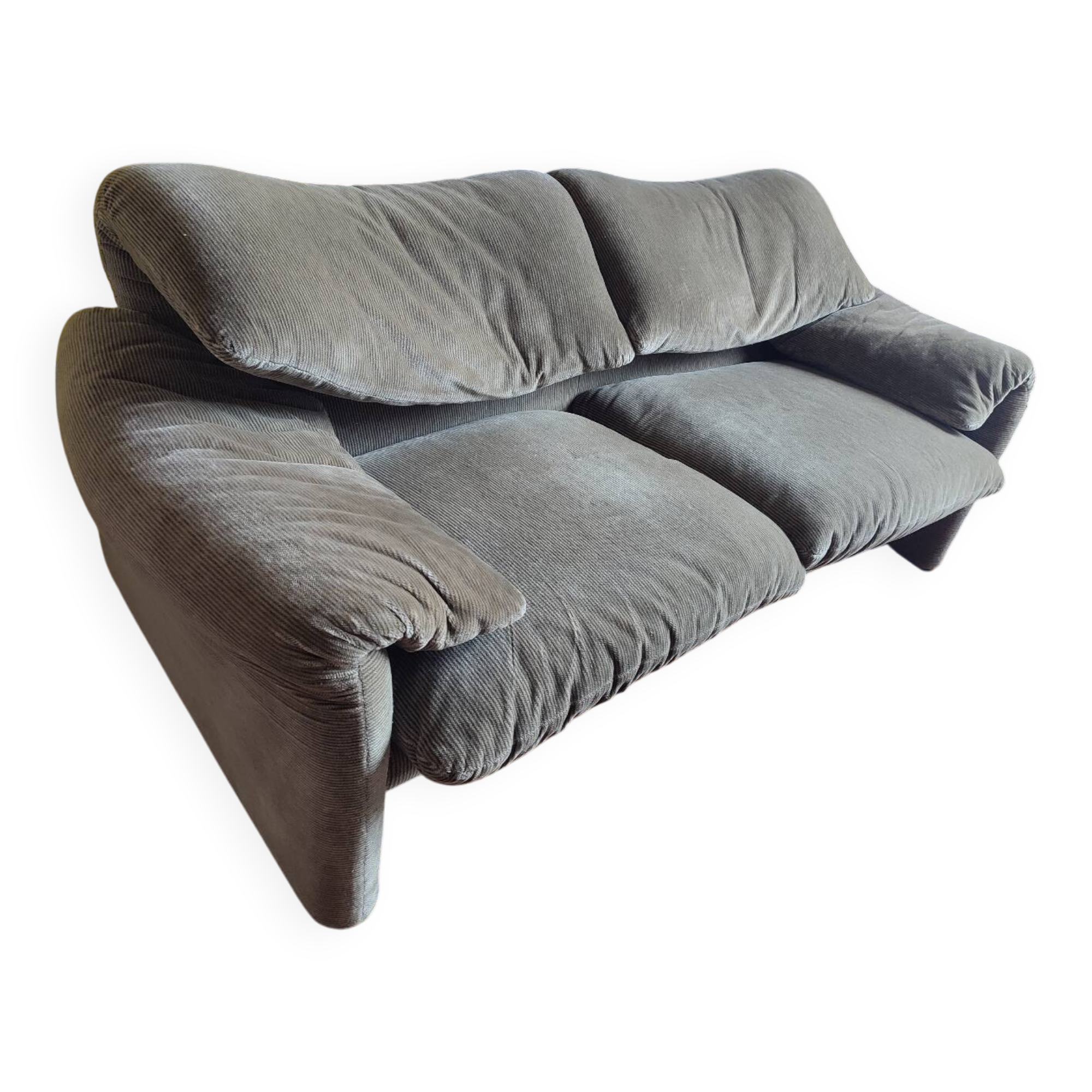 Cassina Maralunga vintage sofa