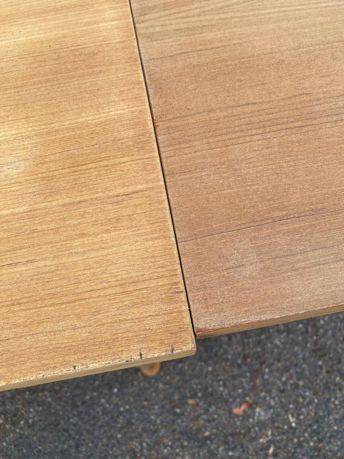 Table à manger scandinave extensible en bois 235cm 1960