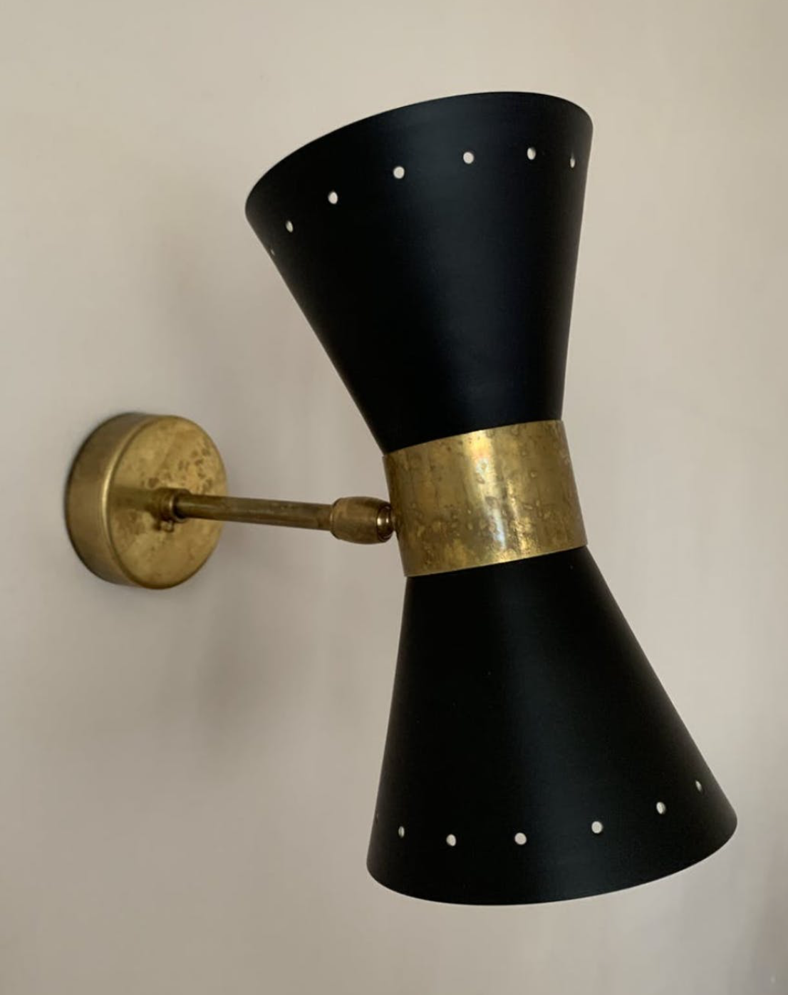 Paire d'appliques diabolo italiennes noires