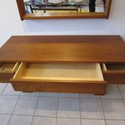 Commode scandinave par Ateljé Glas & Trä Hovmantorp