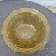 Bonbonniere en verre jaune ocre ancienne