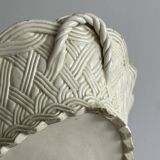Corbeille en porcelaine ancienne