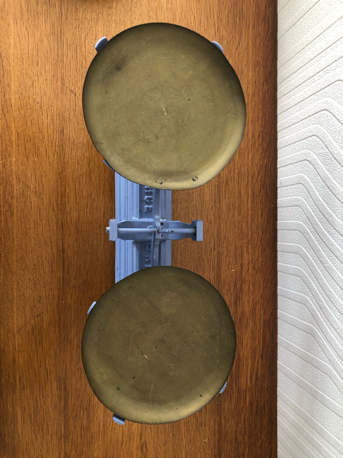 Old scale Force 5 kilos Roberval blue