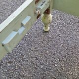 Lacquered Directory bed