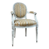 Fauteuil français de style Louis XVI avec revêtement