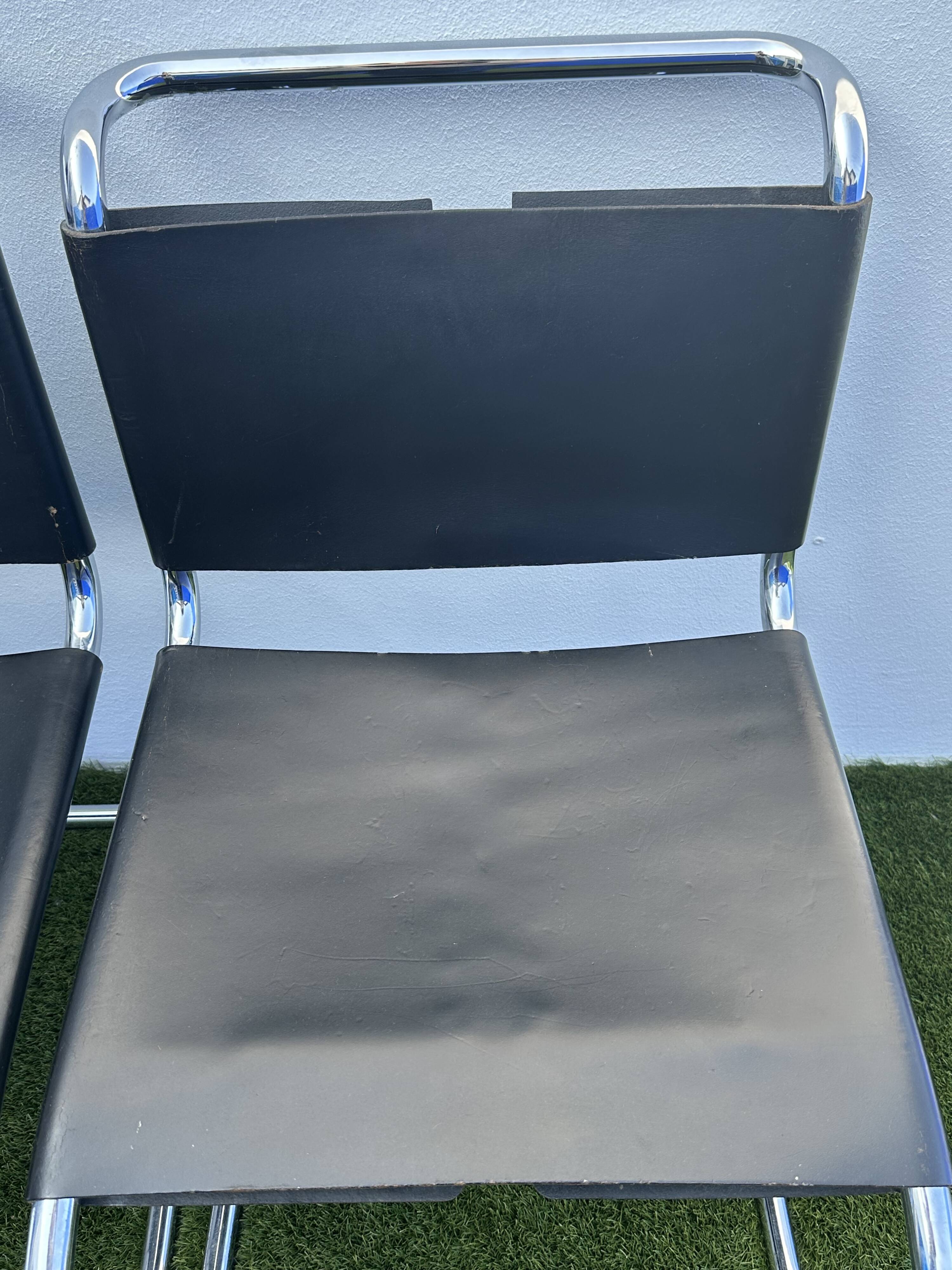 Pair of MR 10 chairs with Mies Van der Rohe laces, Knoll International