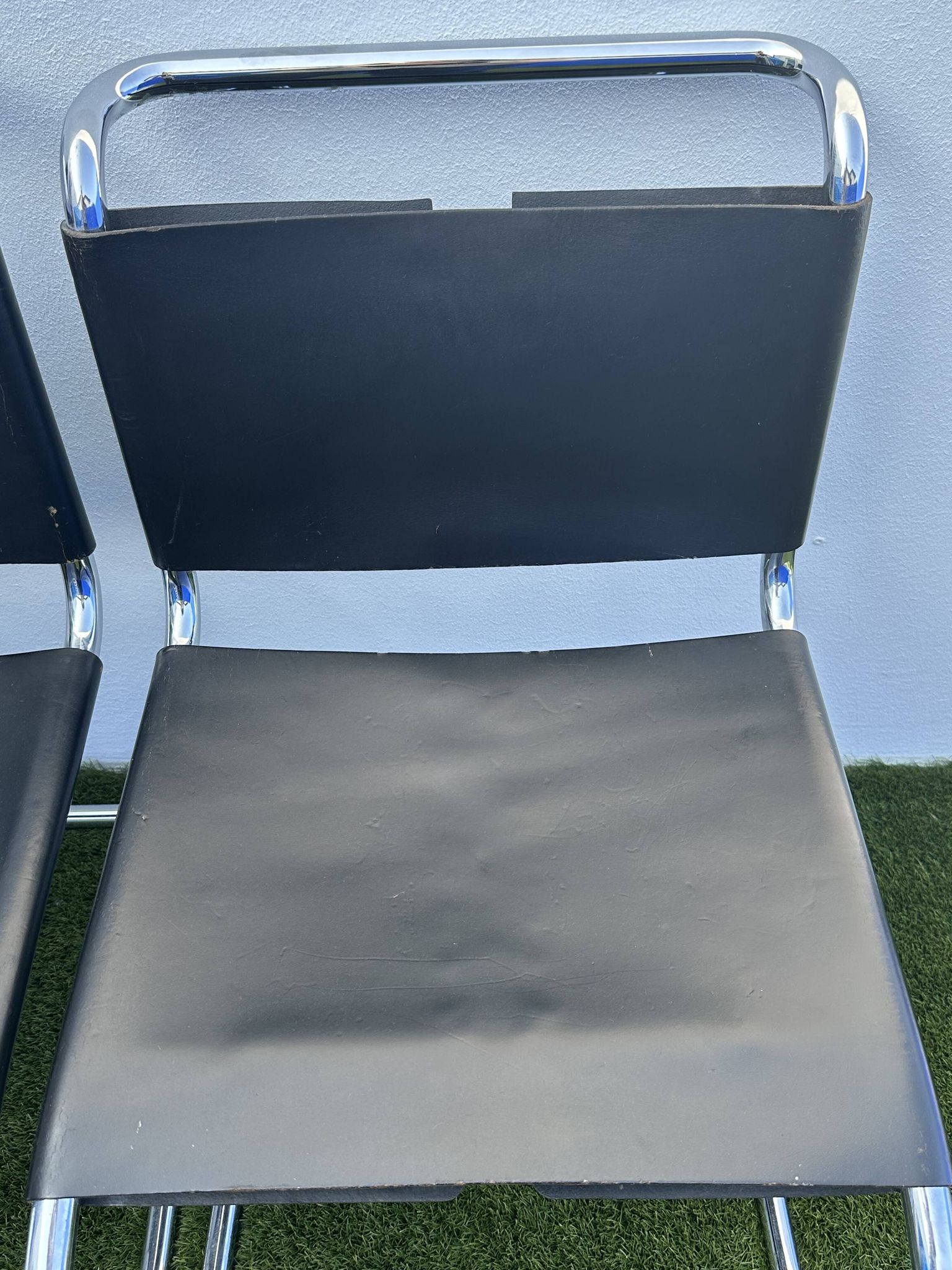 Pair of MR 10 chairs with Mies Van der Rohe laces, Knoll International