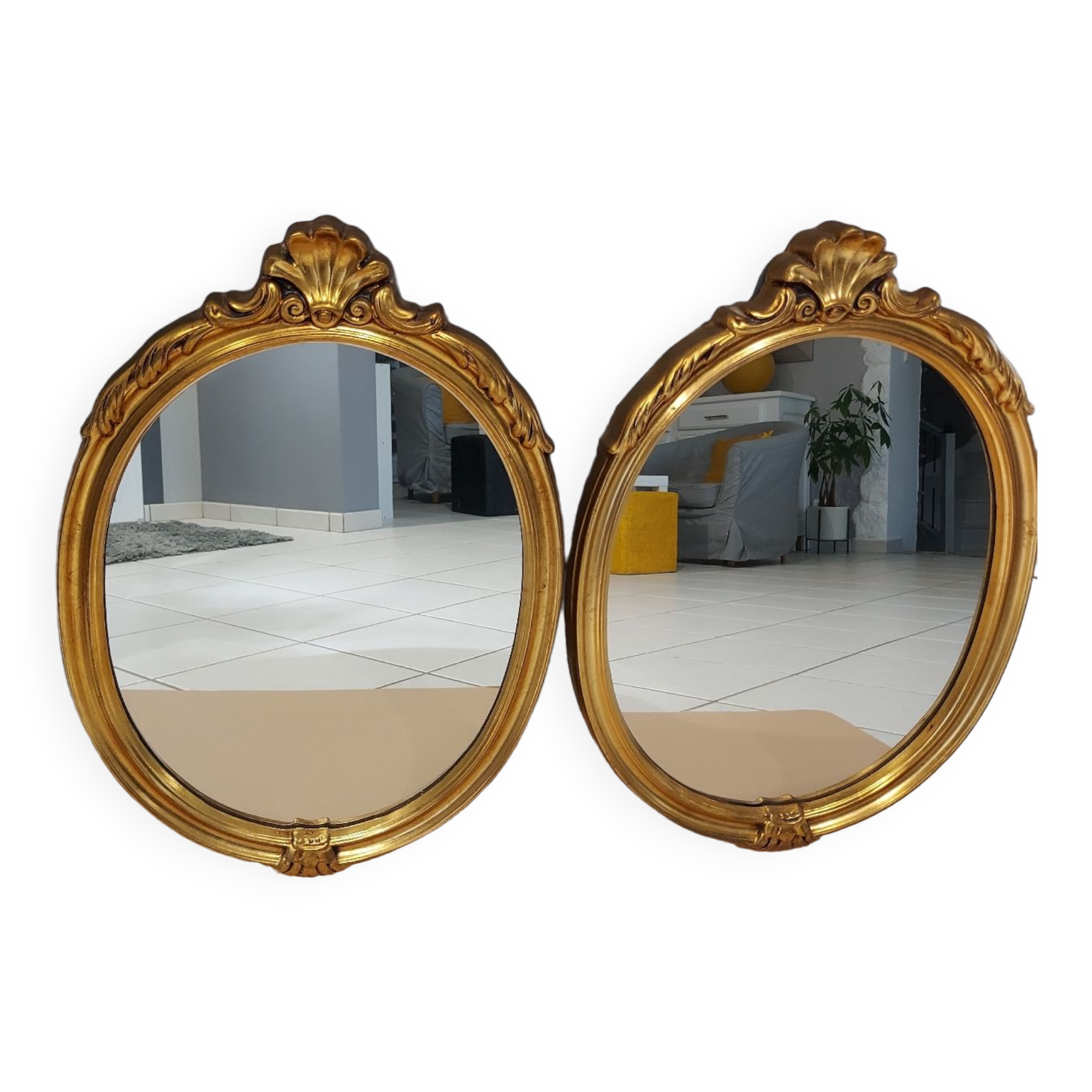Paire de miroirs oval  doré vintage