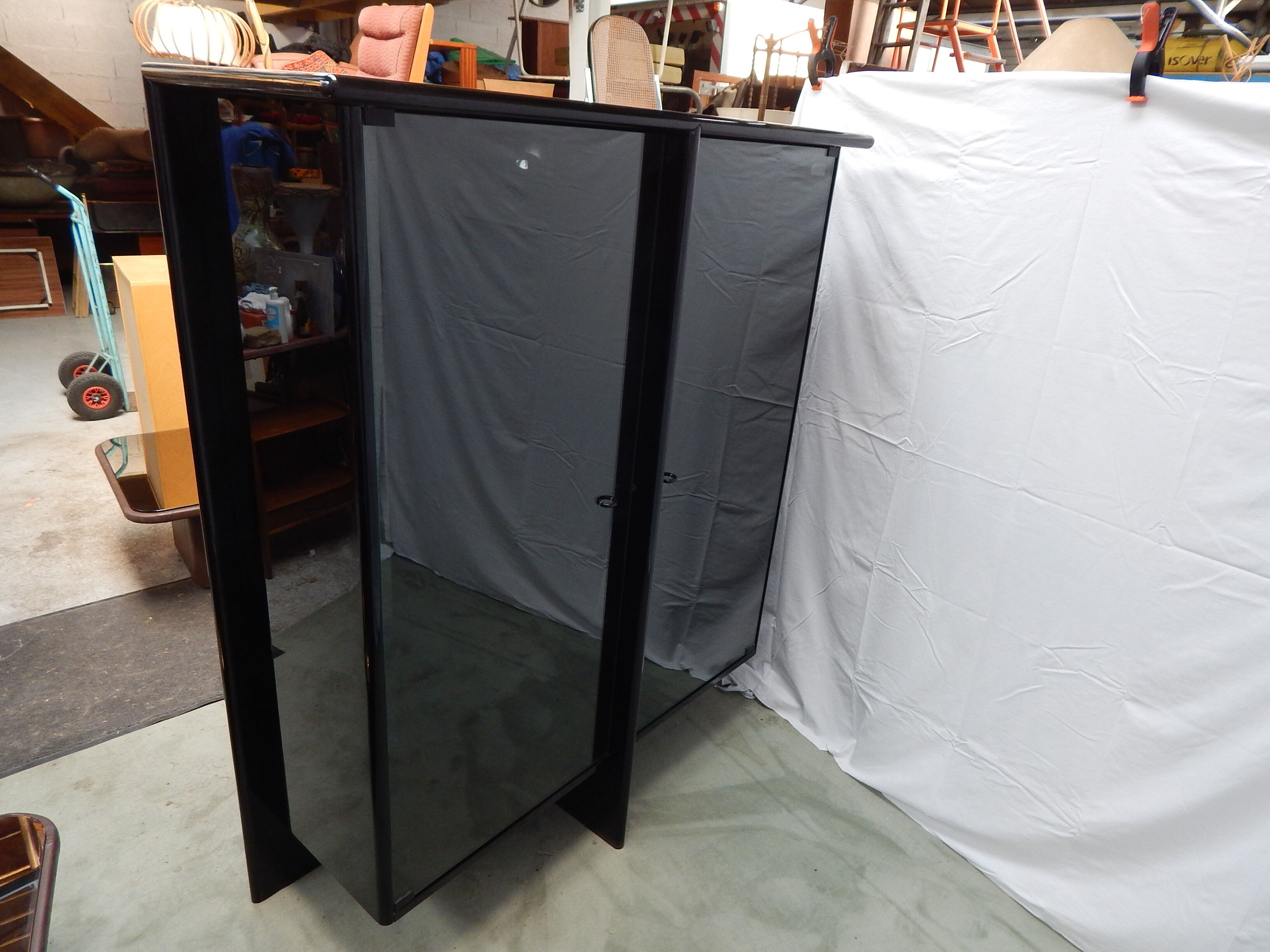 Vitrine laqué noir design Behr années 80
