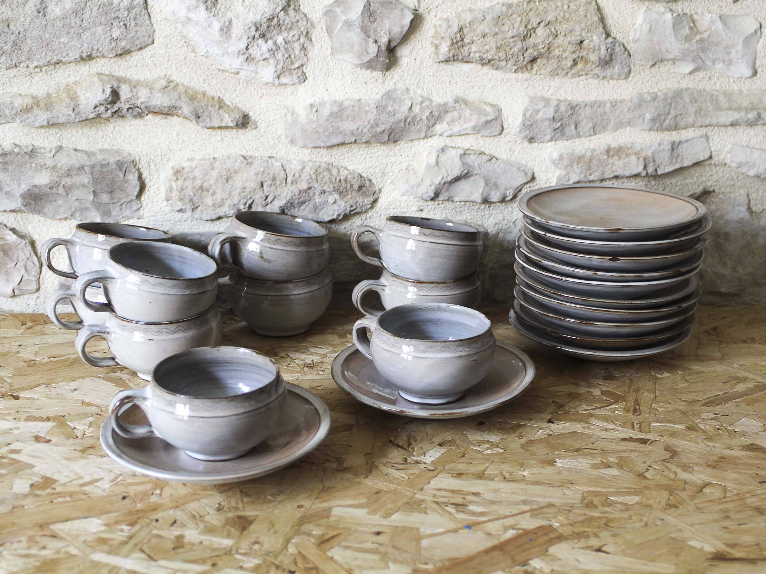 Set of 10 coffee cups and saucers Chantal and Thierry Robert