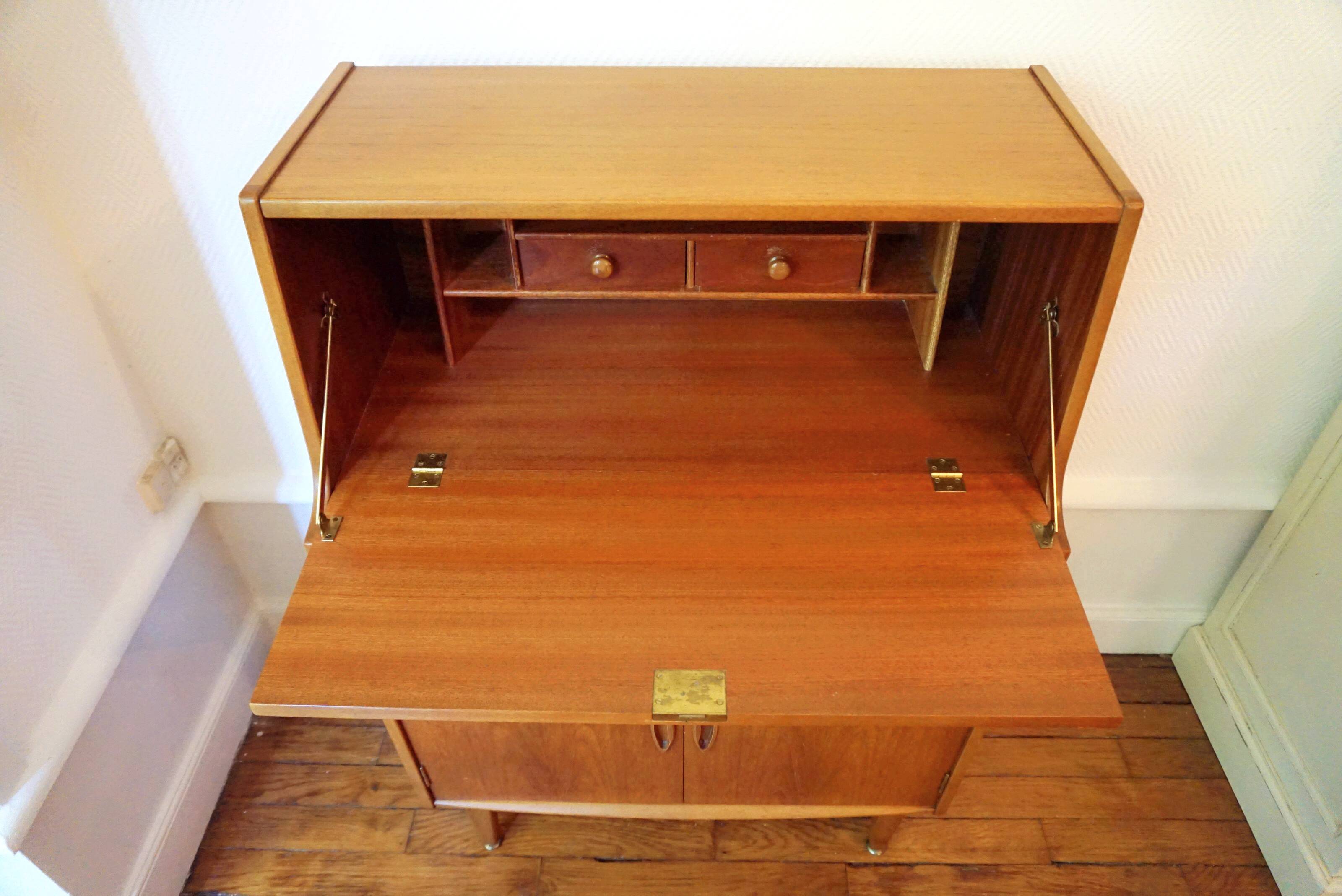 Secretary of the Jentique brand in teak