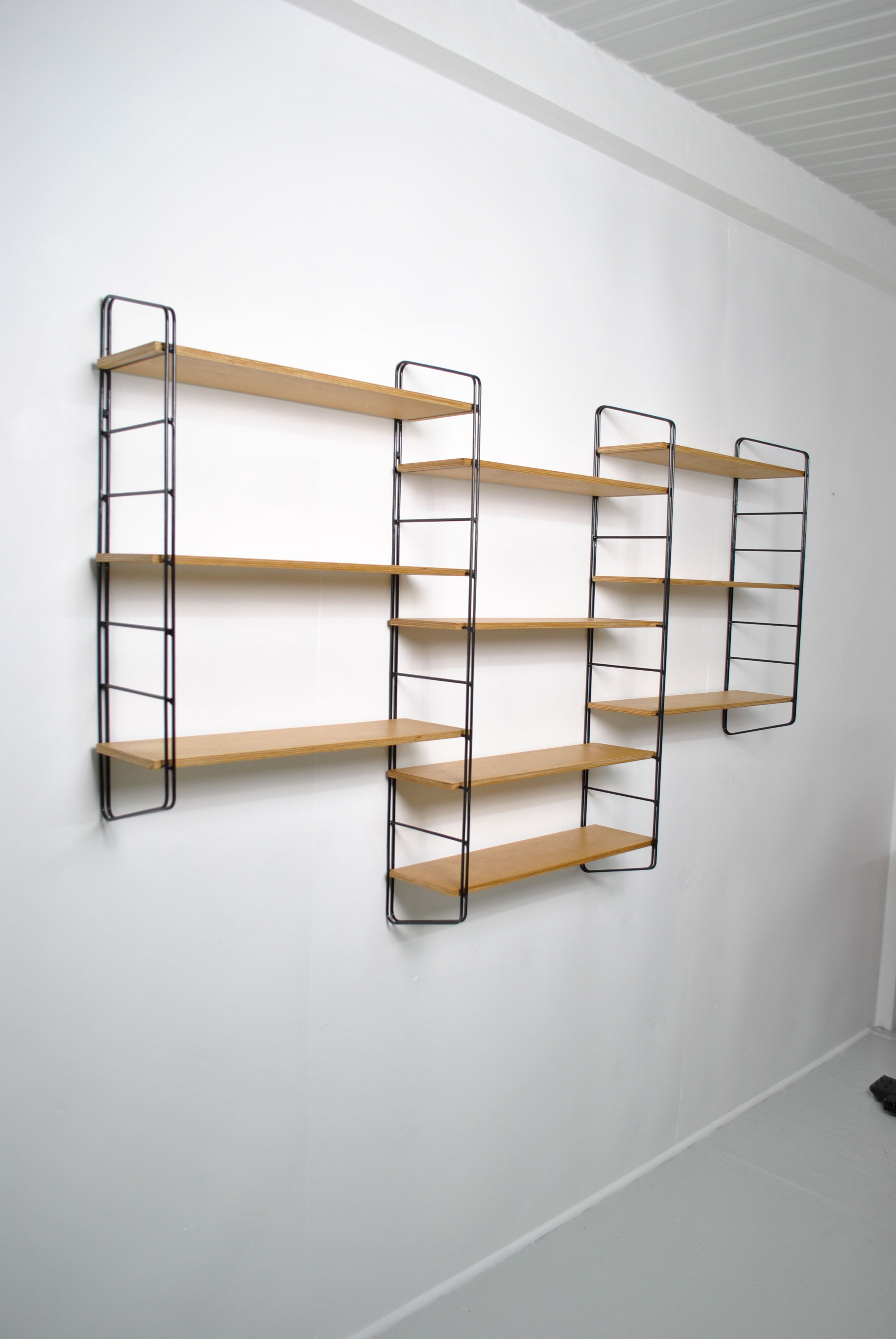 Etagère type String 1970