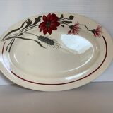 Plat faïence fleurs grenats modèle Artois Sarreguemines