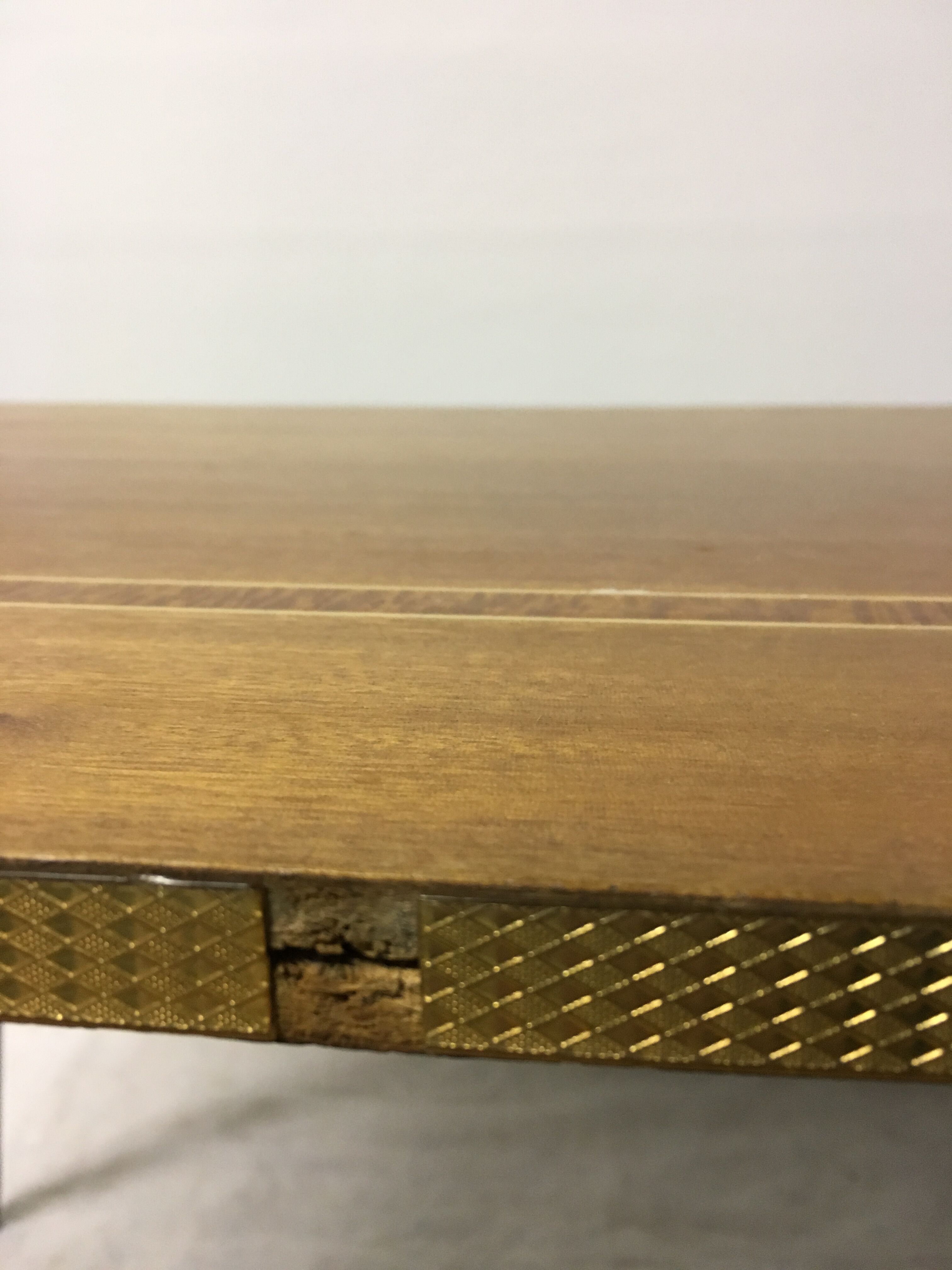Table basse pieds compas