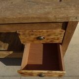 Large workbench with press, 2 drawers and storage tray - Totally sanded and varnished