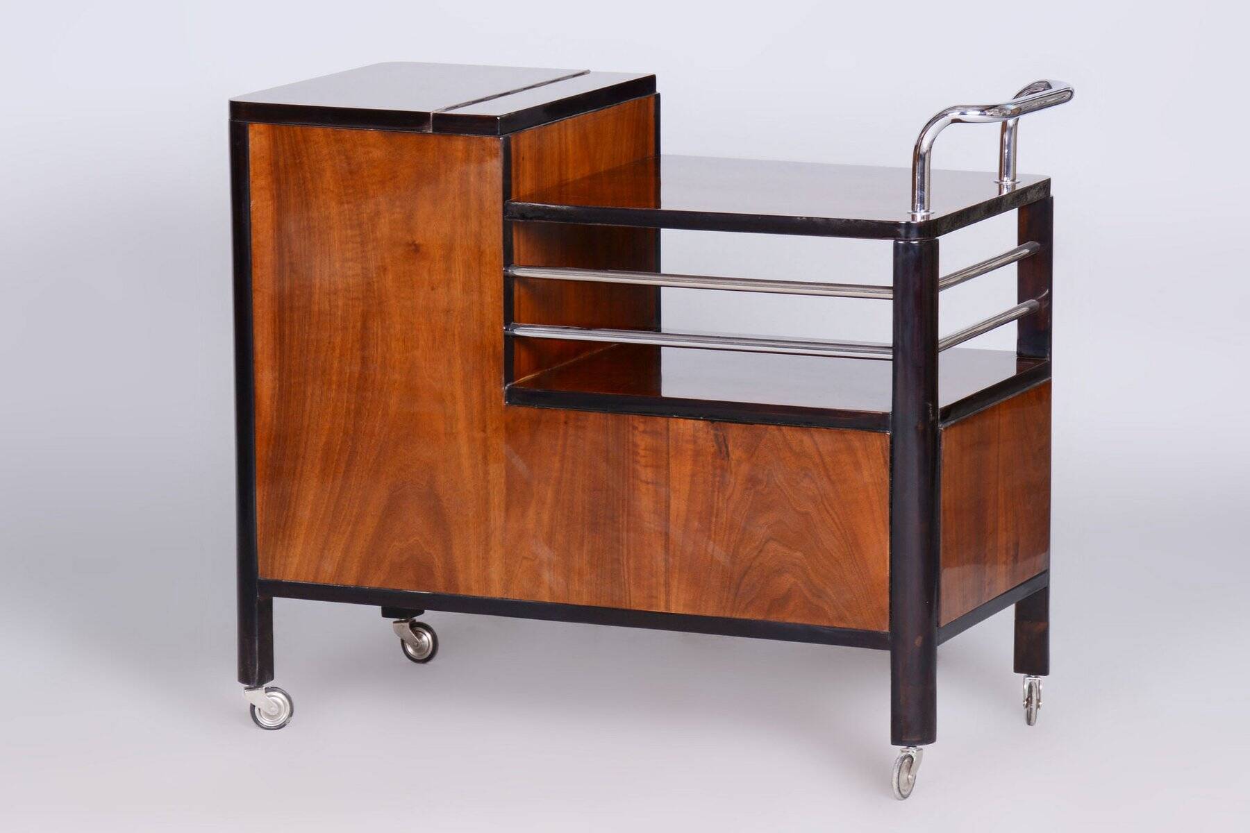 Czech Art Deco Trolley Walnut and Chrome-Plated Steel from Thonet, 1930s