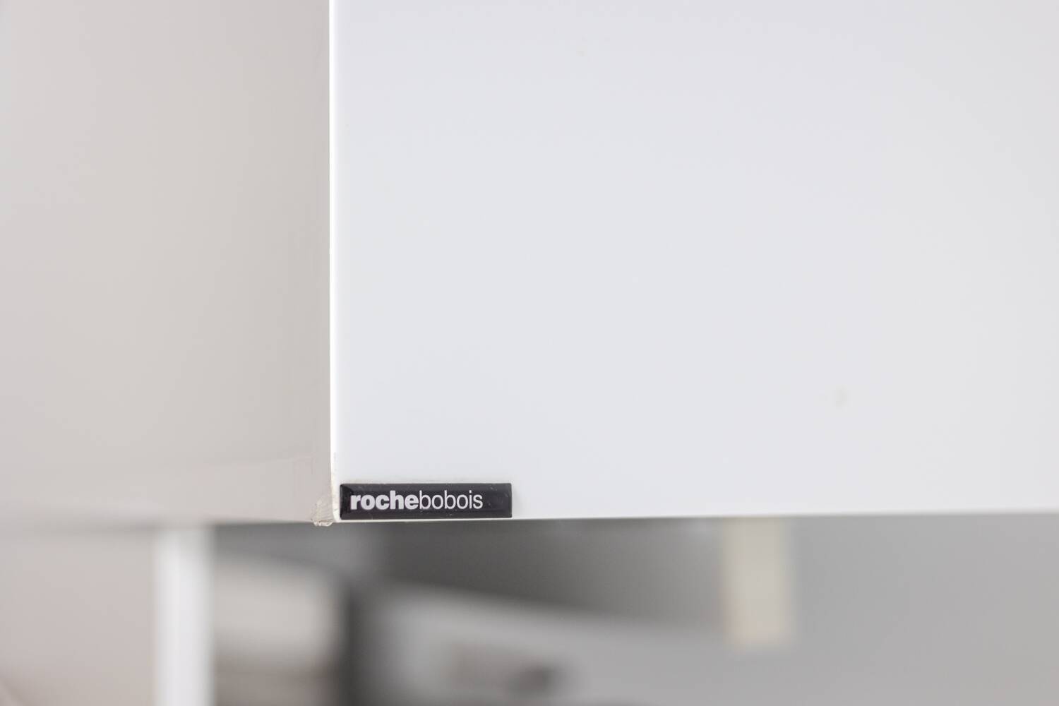 Roche Bobois. Enfilade « cinétique » noire et blanche. Années 1990.