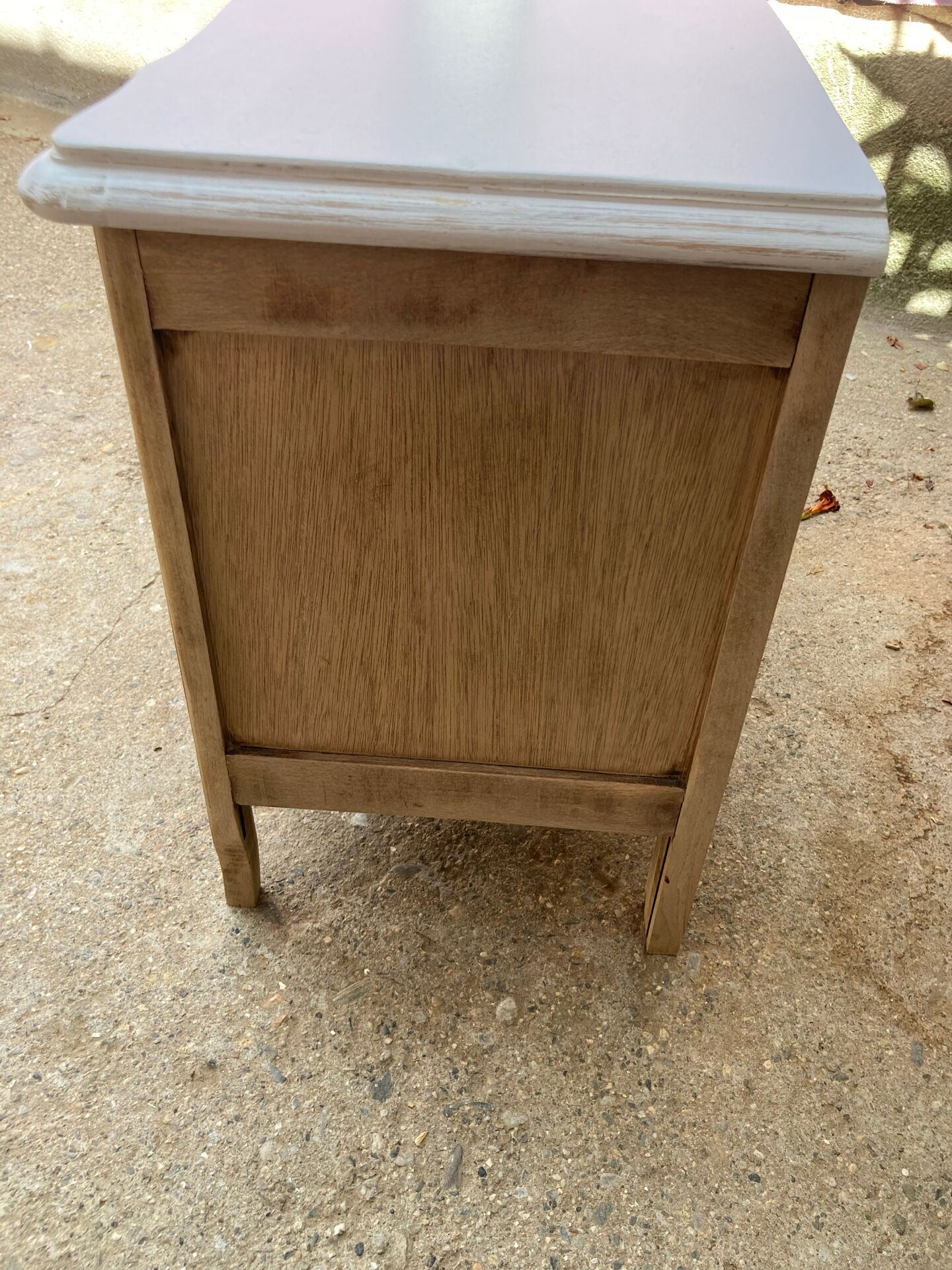 Very nice vintage heart toy chest in L. Ashley removable style.