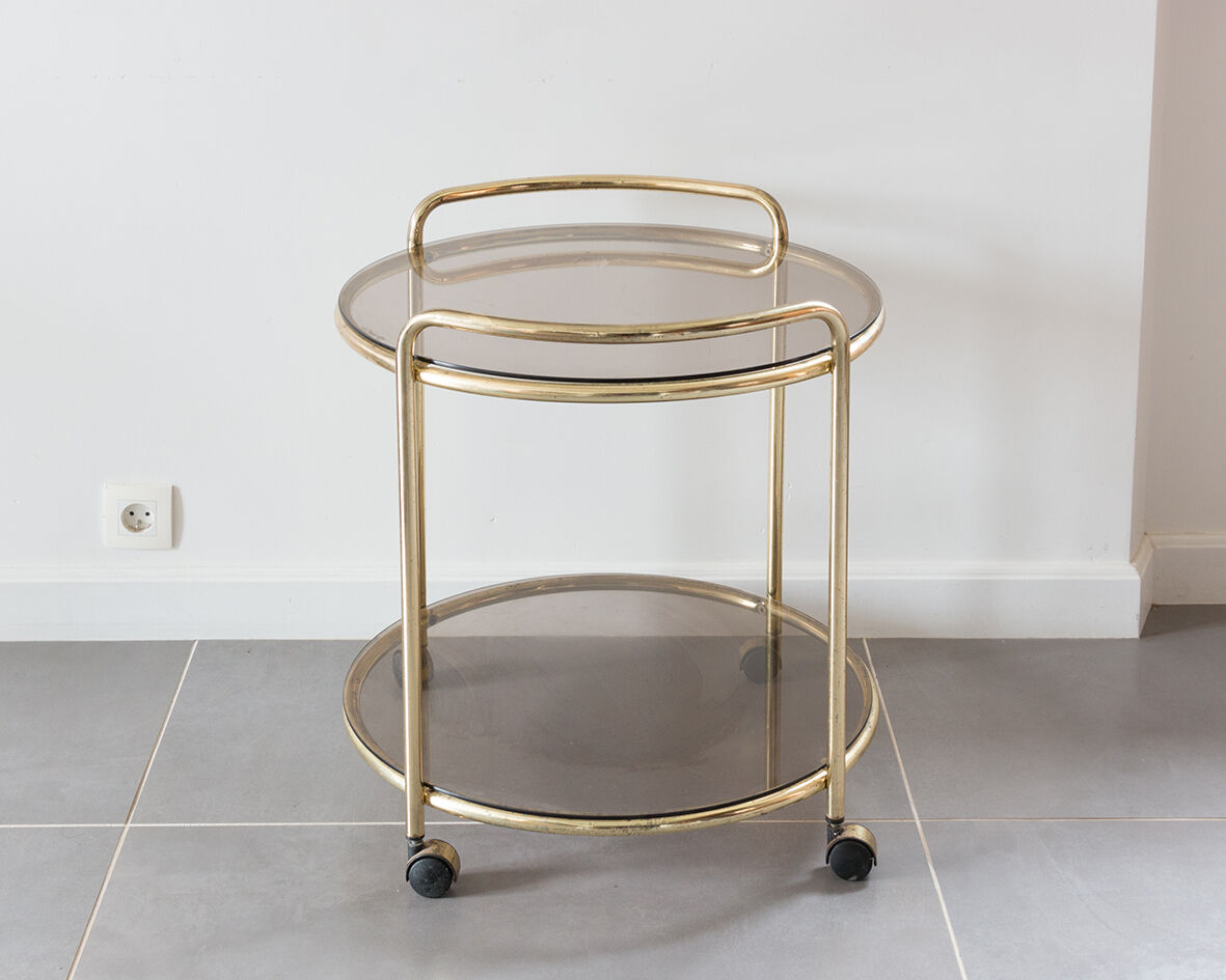 Golden serving table