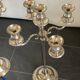 Paire de candélabres en métal extra larges