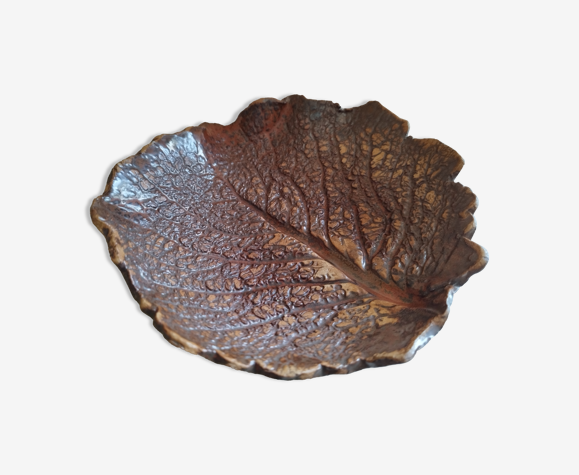 Vide poche feuille en grès