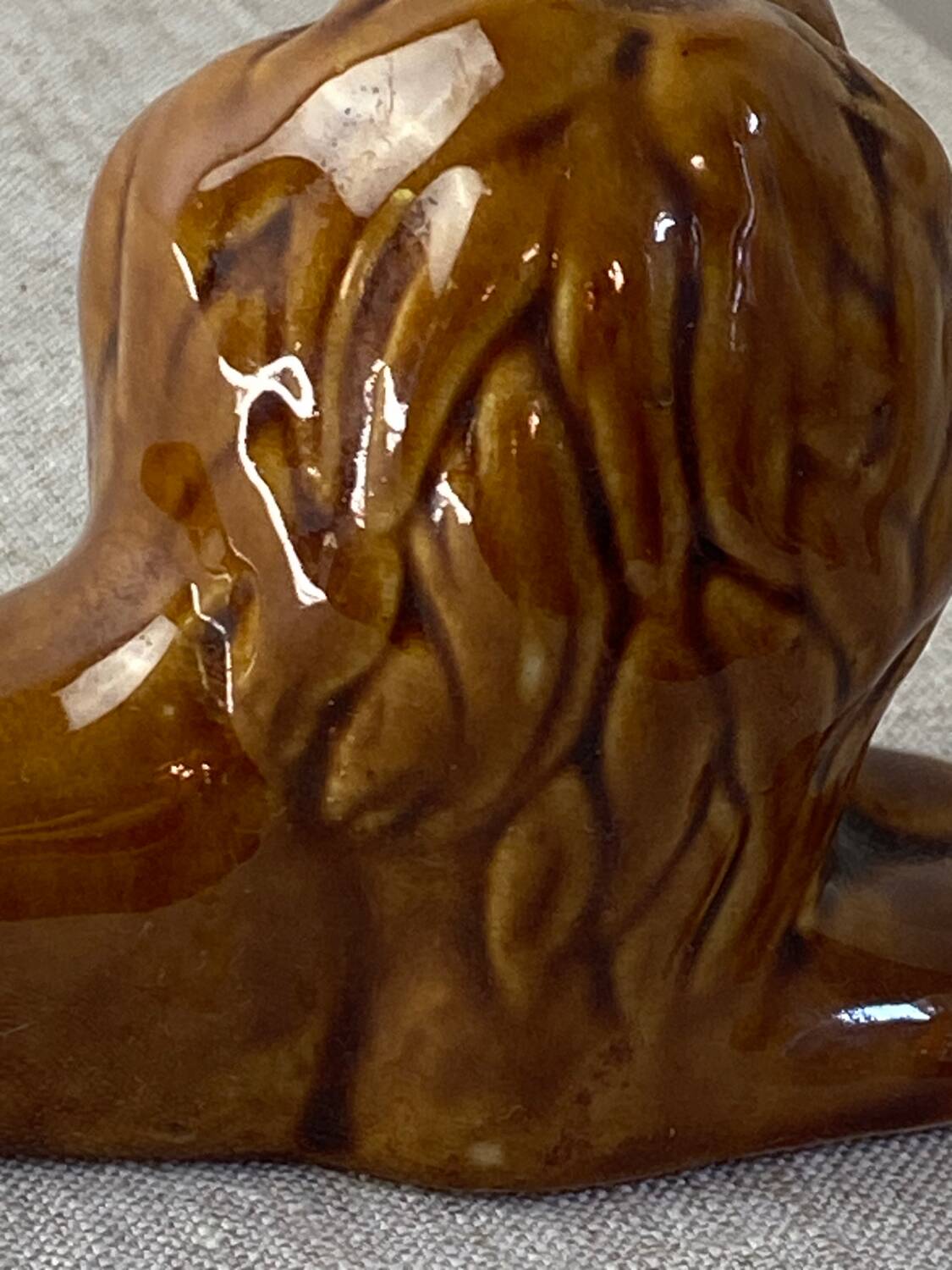 Ceramic lion ashtray