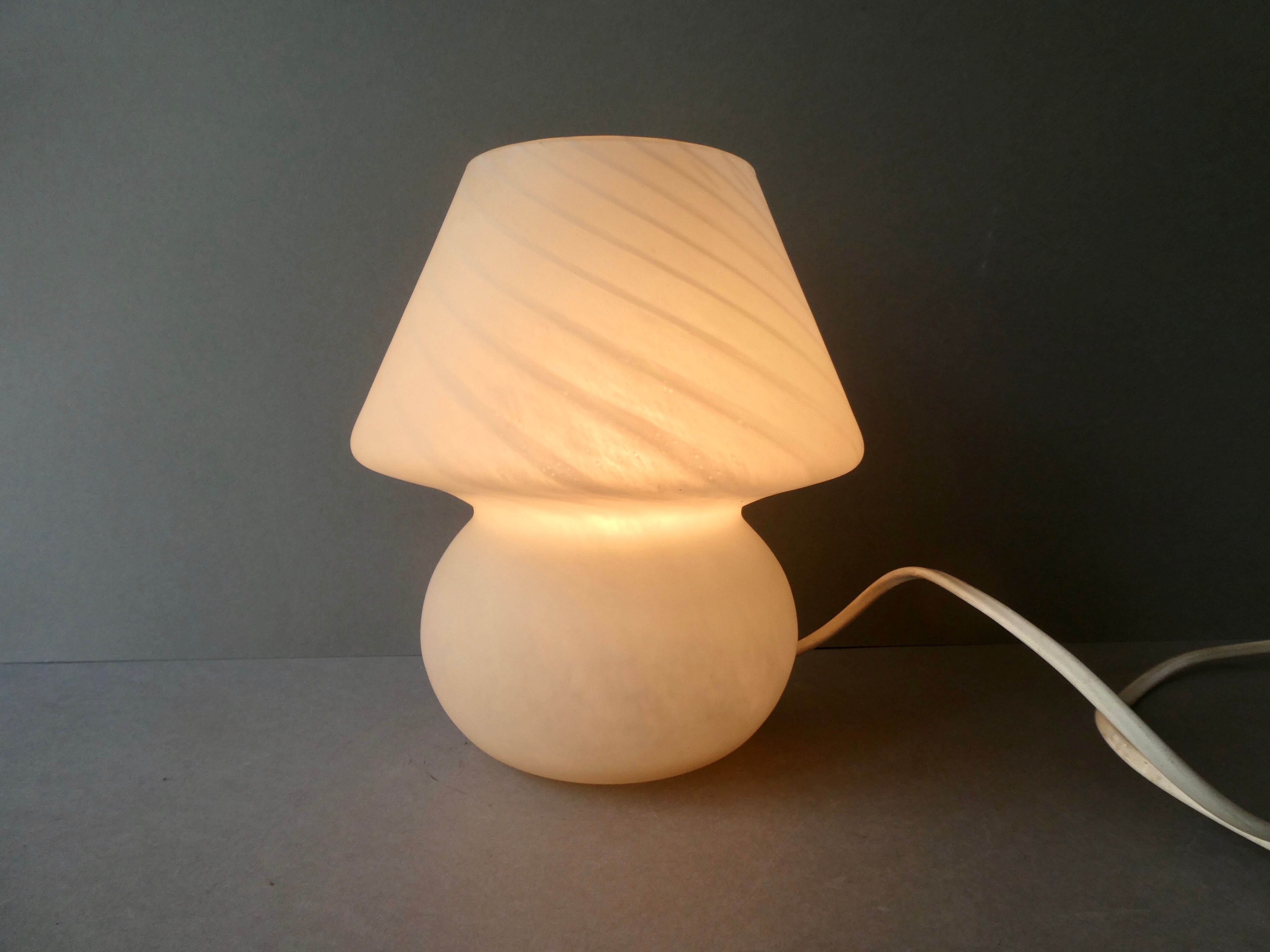 Mushroom lamp in white opaline, Murano, 80s