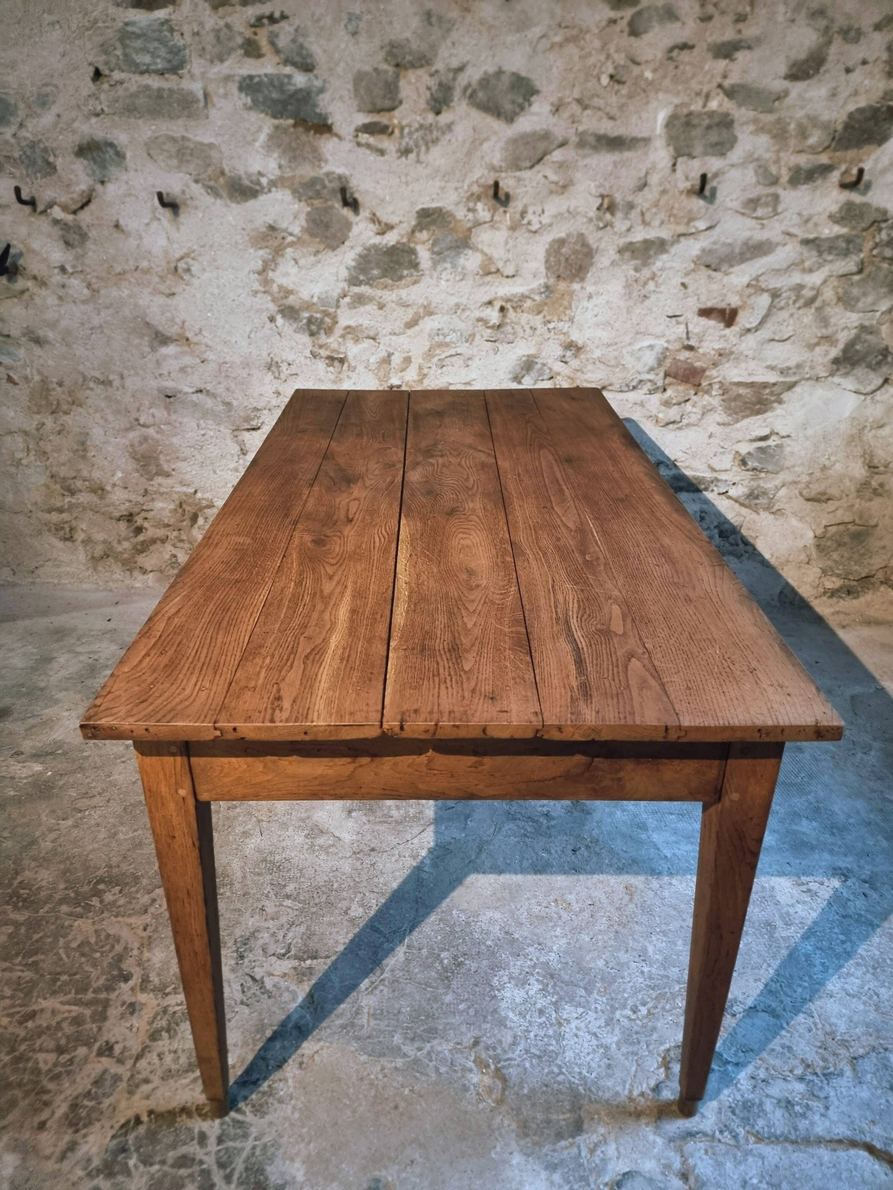 Antique oak farmhouse table – Circa 1900 – Rustic table with drawer