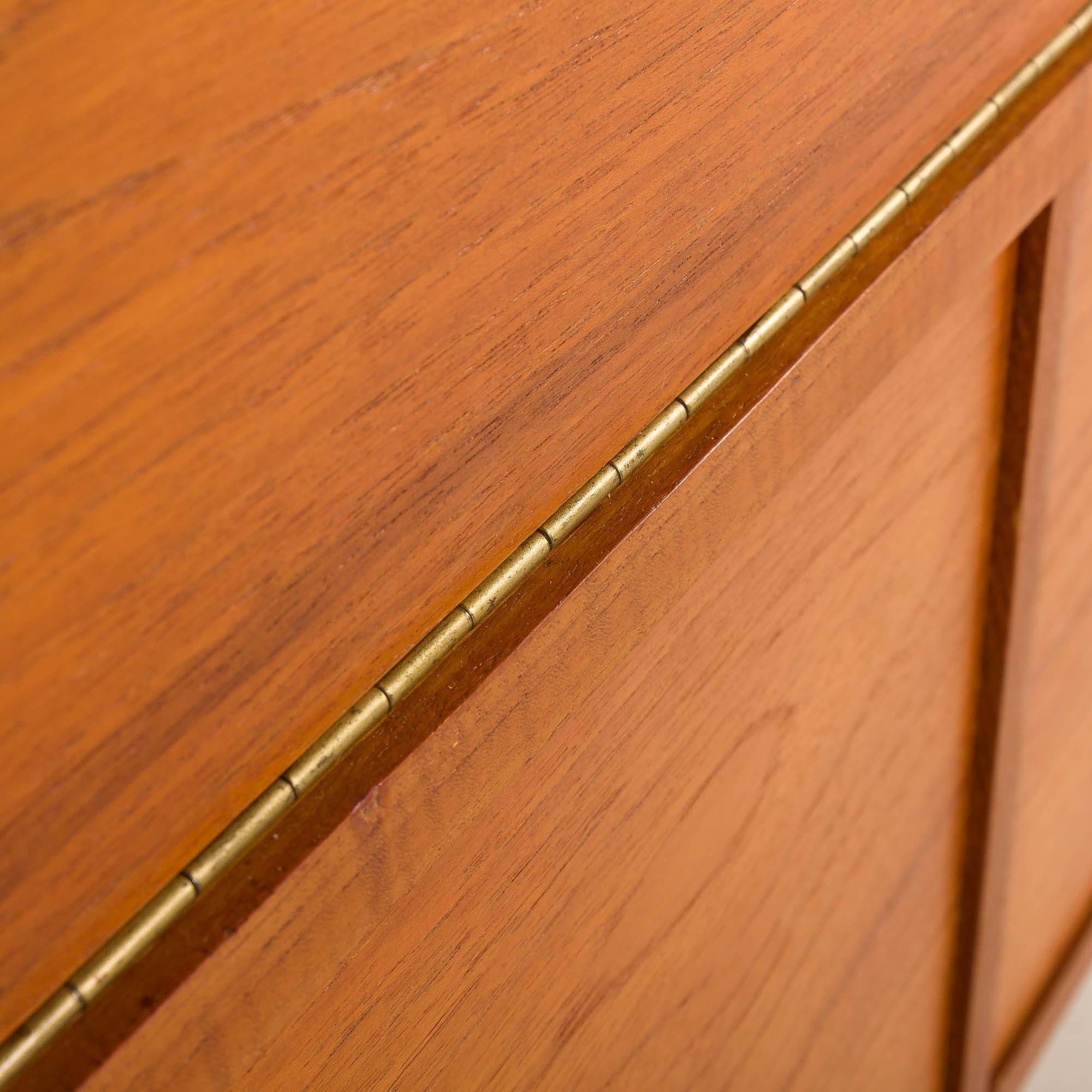 Hansen&Guldborg 3 bay teak wall unit with a bar cabinet for HG Furniture, D