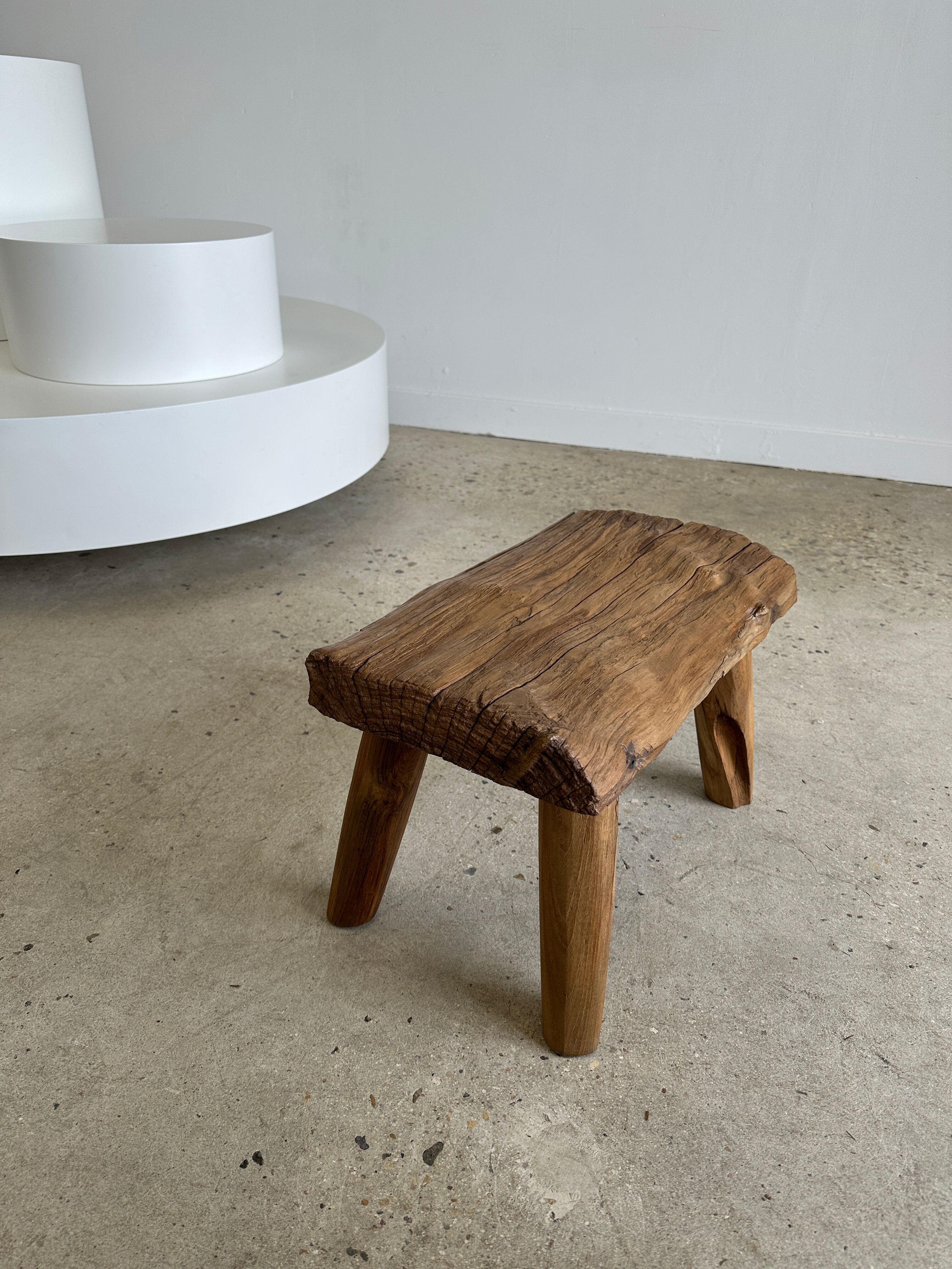 Stool in blond teak