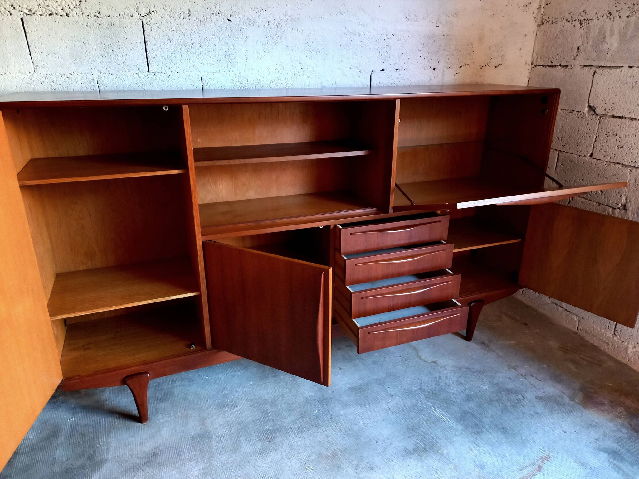 Vintage Scandinavian high row 50s 60s teak