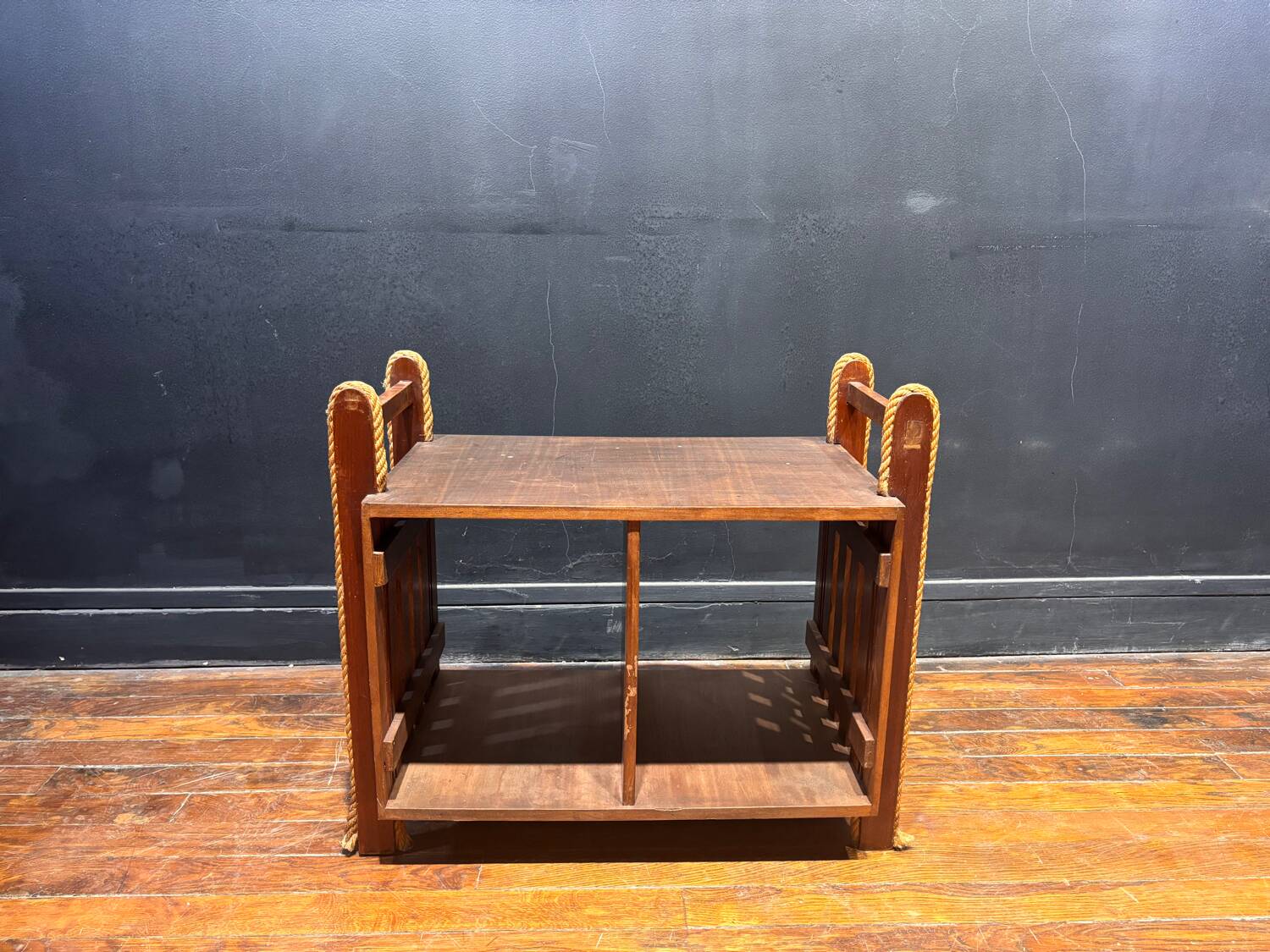 Vintage side table – Wooden structure and open shelf
