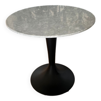 AMPM marble table