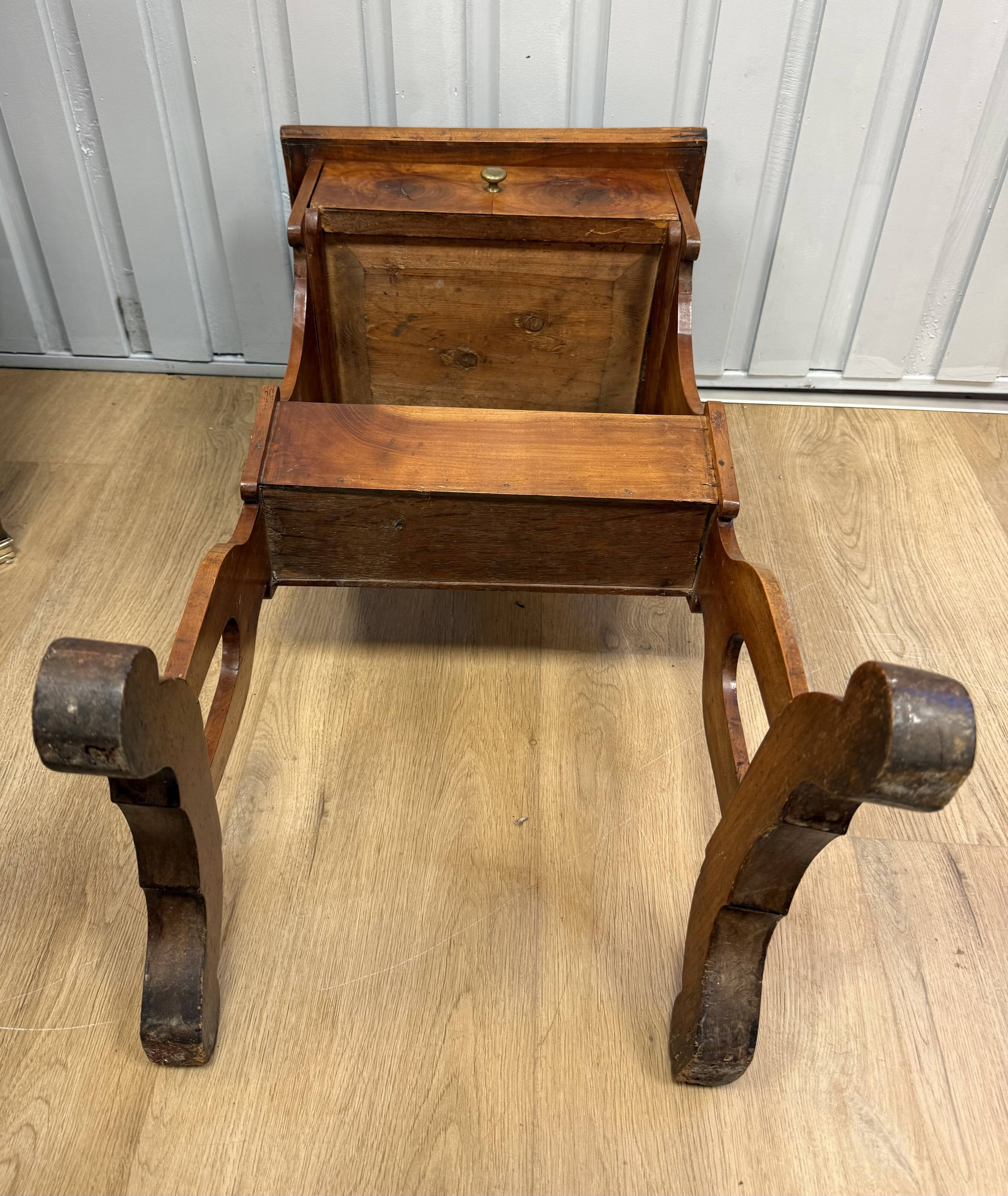 small side table Folk Art