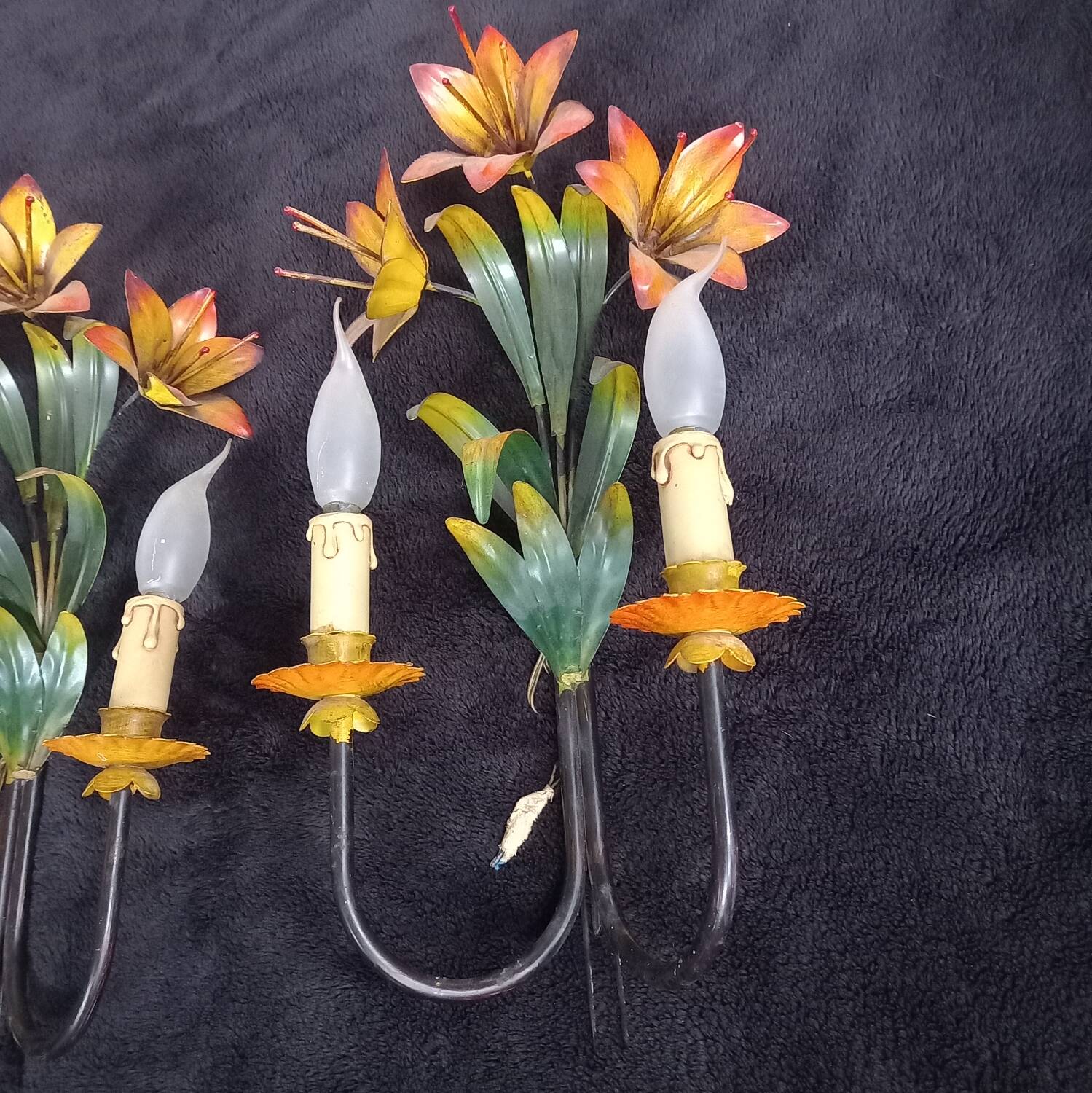 Pair of old wall lamps XX metal Fleurs Lys lamps vintage 20th