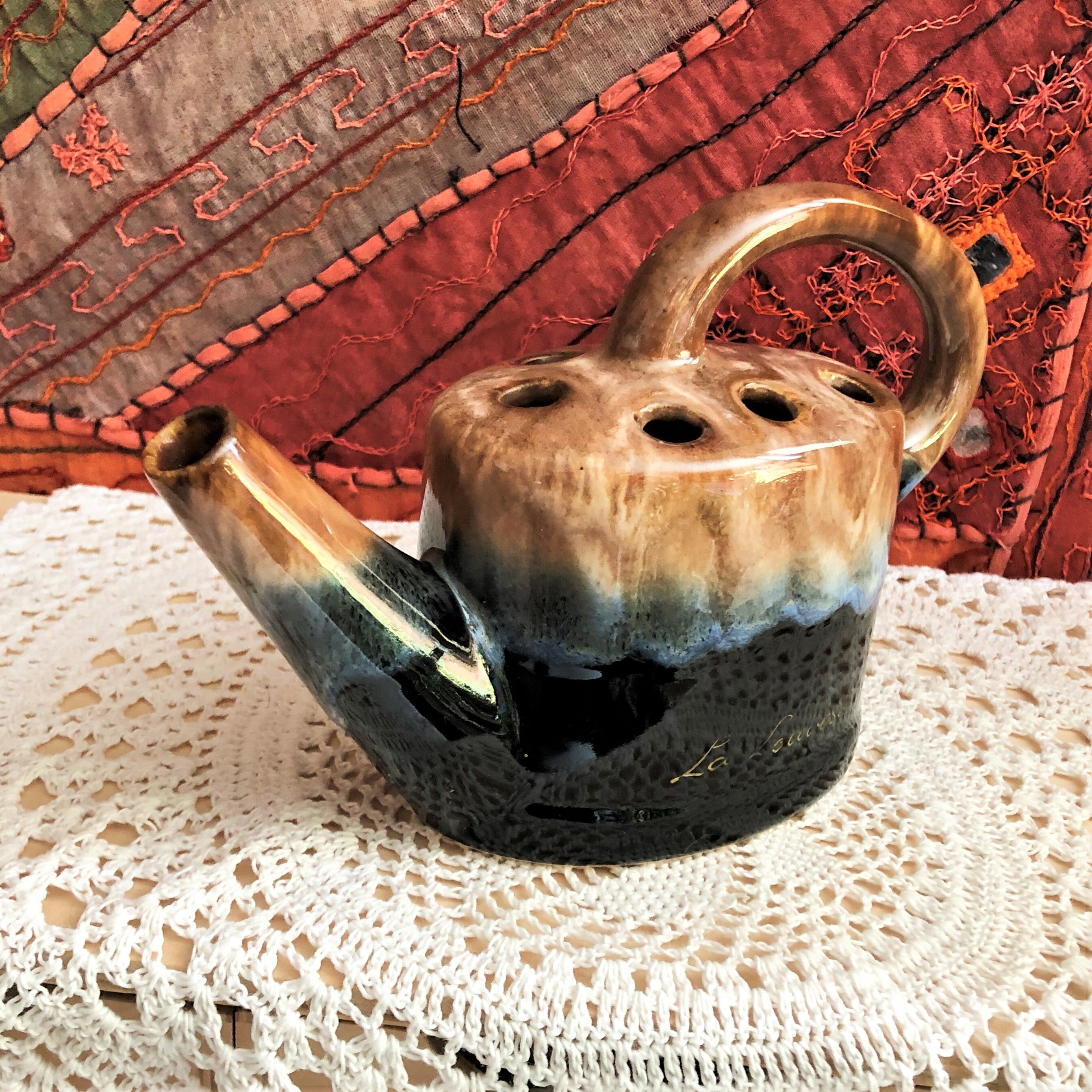 Vintage ceramic flower bouquet