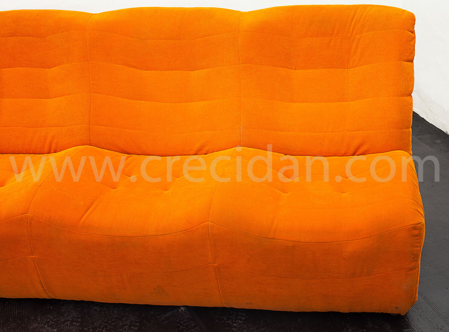 Orange sofa 70'
