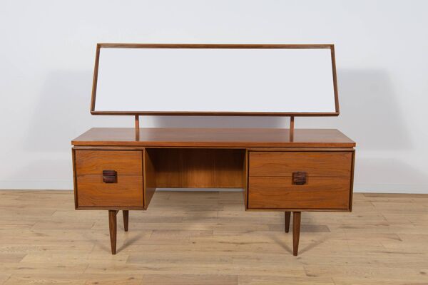 Coiffeuse dans le style de I. Kofod-Larsen pour G-Plan, années 1960