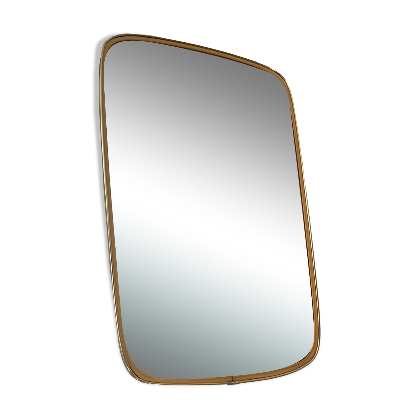 Free formę asymmetric mirror of the 70s