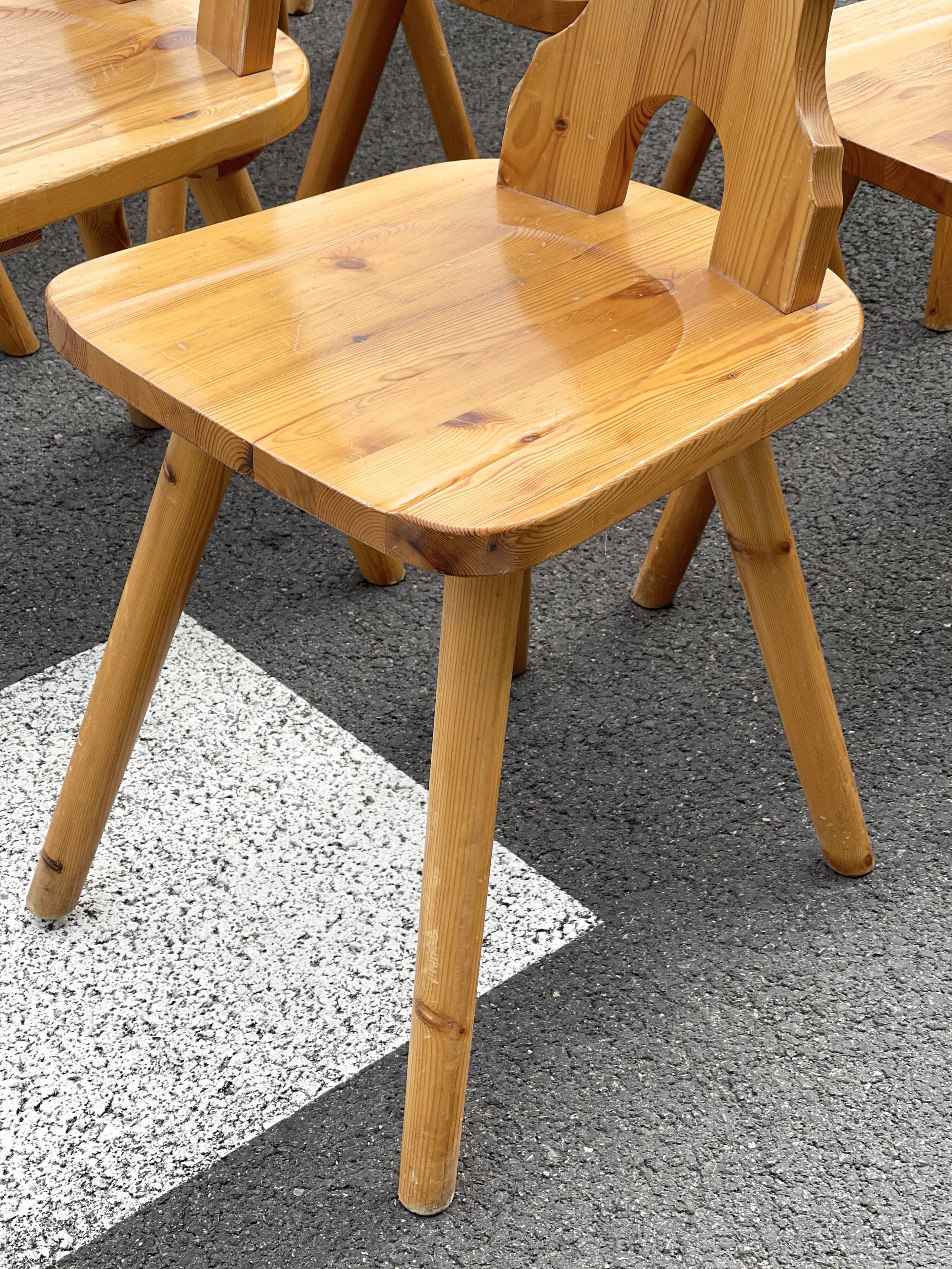 Lot 12 Vintage Mountain chairs 1993'