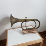 Bugle lamp