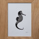 Gravure sous presse hippocampe noir - gaufrage - format A5