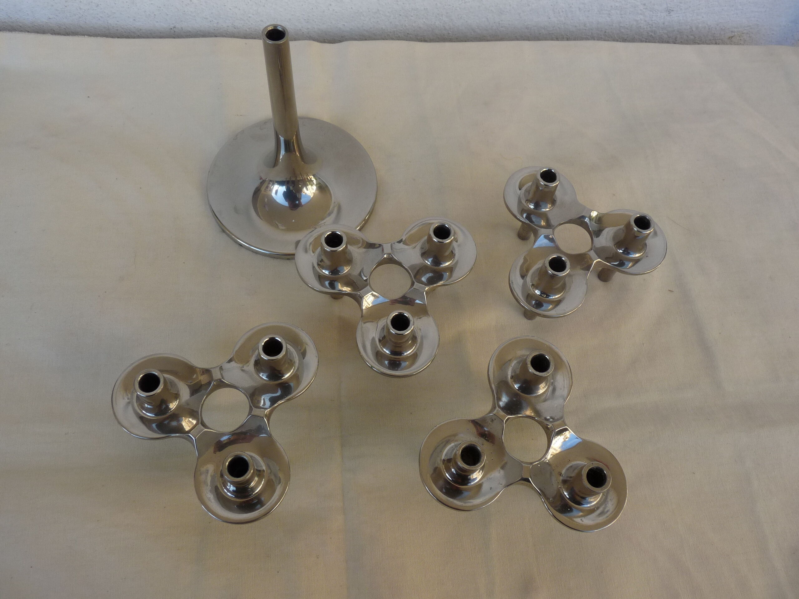 Ensemble de 4 bougeoirs modulaires avec pieds Orion Nagel & Stoffi  par BMF 1960