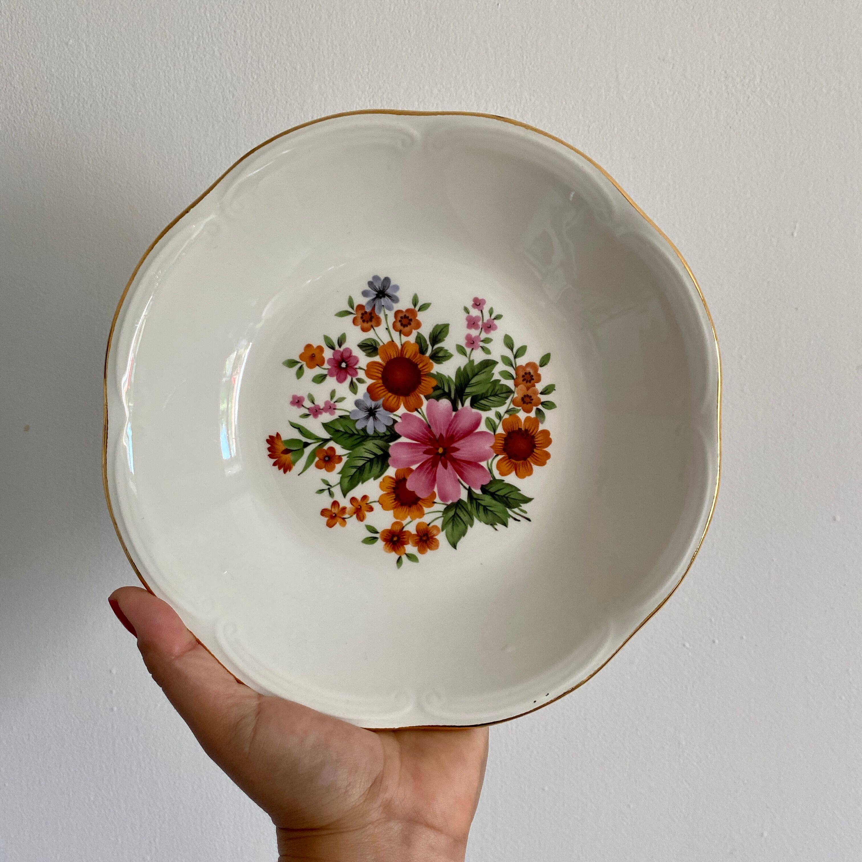 Batch of vintage Hollow Plates Gien