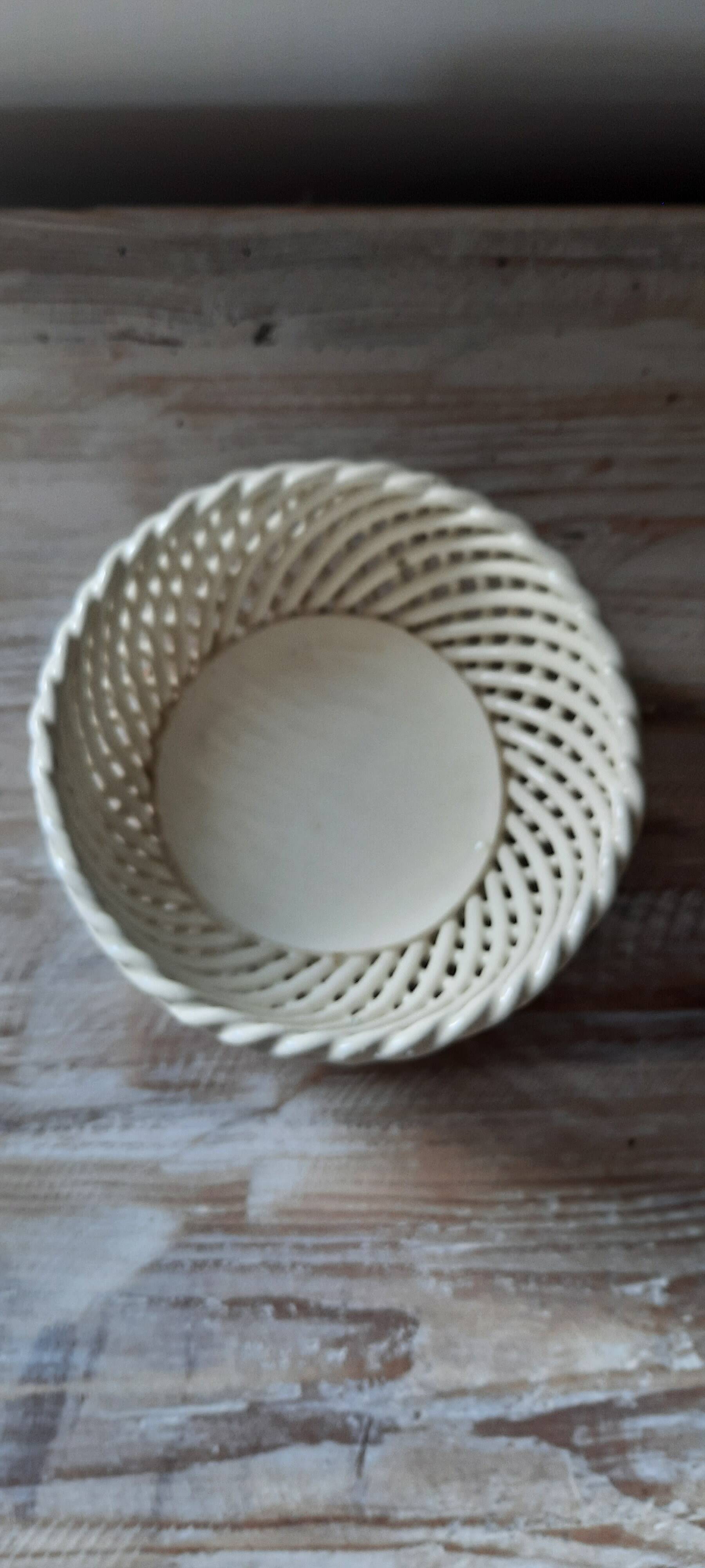 Openwork ceramic basket