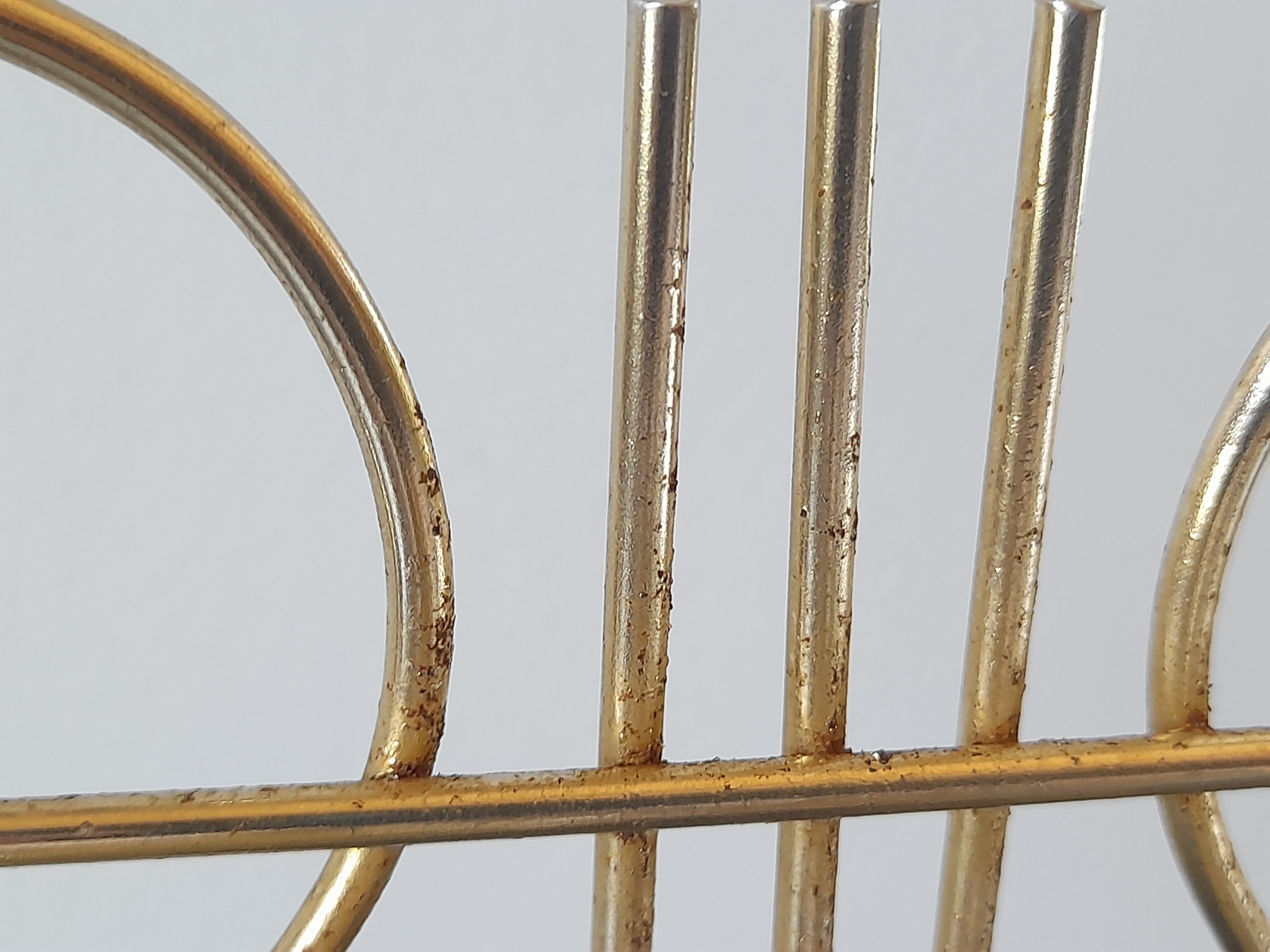 Vinyl door in gold metal