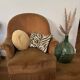 Joli fauteuil crapaud ancien velours moutarde